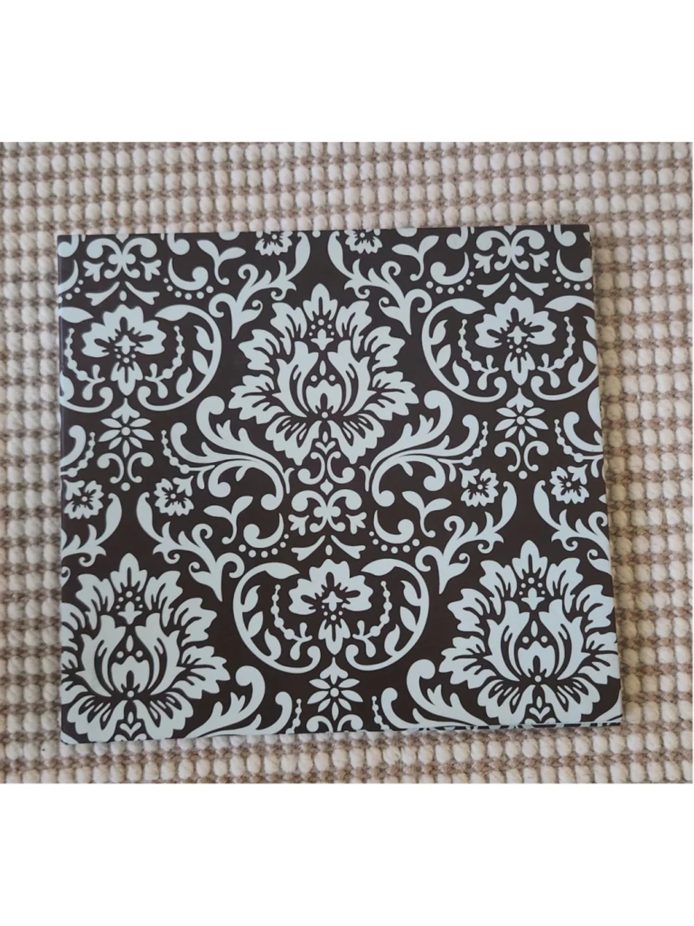 Unbranded sleeves back keepsakes